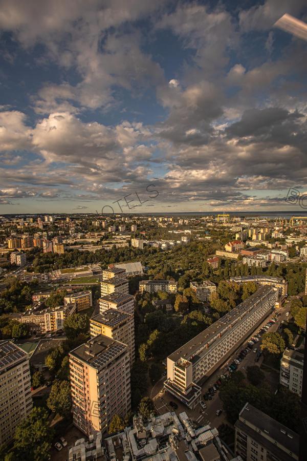 Hanza Tower - Bokiejhotels, City View, 16Th Floor Szczecin Exteriör bild